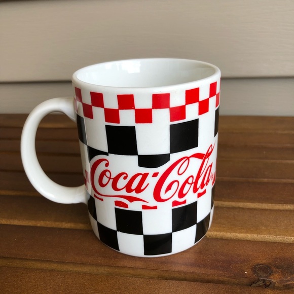 Coca Cola Dinnerware Gibson Dinner Plates Red White Checkered